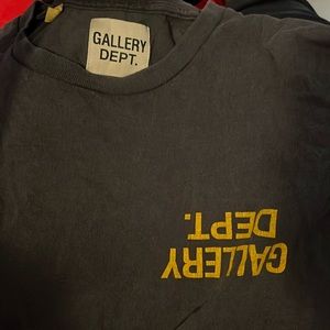 Large dark grey gallery dept shirt